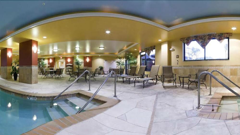 Hotel Express & By Ihg Bloomington